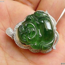 翡翠臻品 A貨滿色陽綠佛公18K金鑲嵌，附證書與復檢保障，尊享傳世之禮